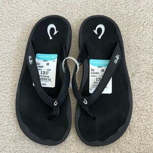OLUKAI BLACK SANDALS